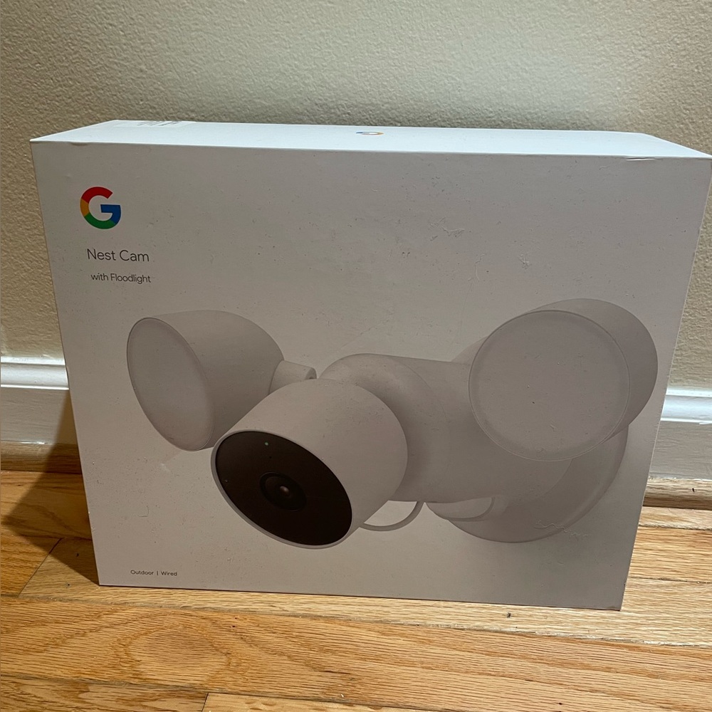 Google Nest Camera with Floodlights - BRAND NEW